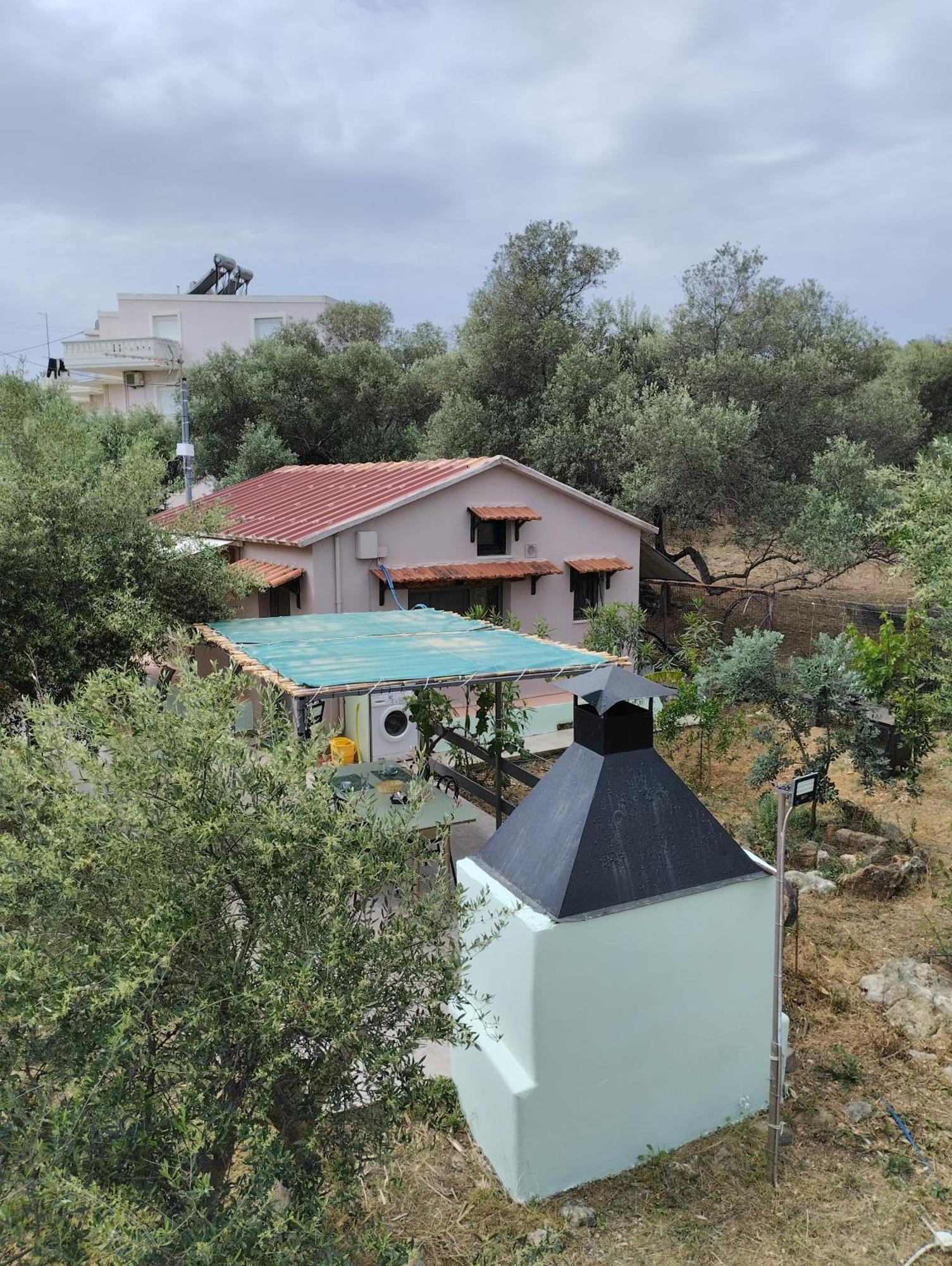 Olea Cottage Galatás Extérieur photo